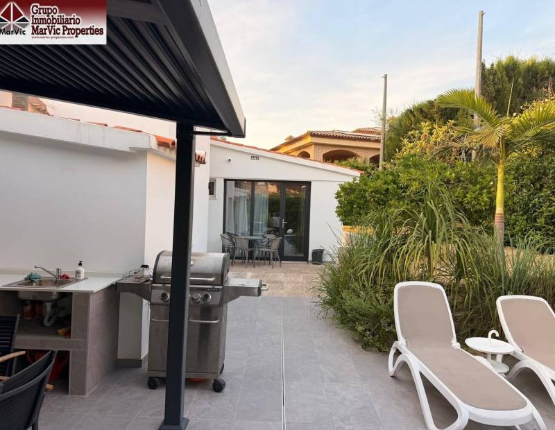 Продажа - шале - Rincon de Loix Llano - Benidorm