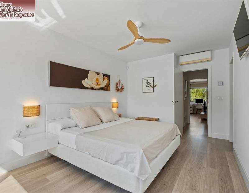 Venta - Chalet - Alfaz del PI Pueblo-Urbanizaciones - l'Alfas del Pi