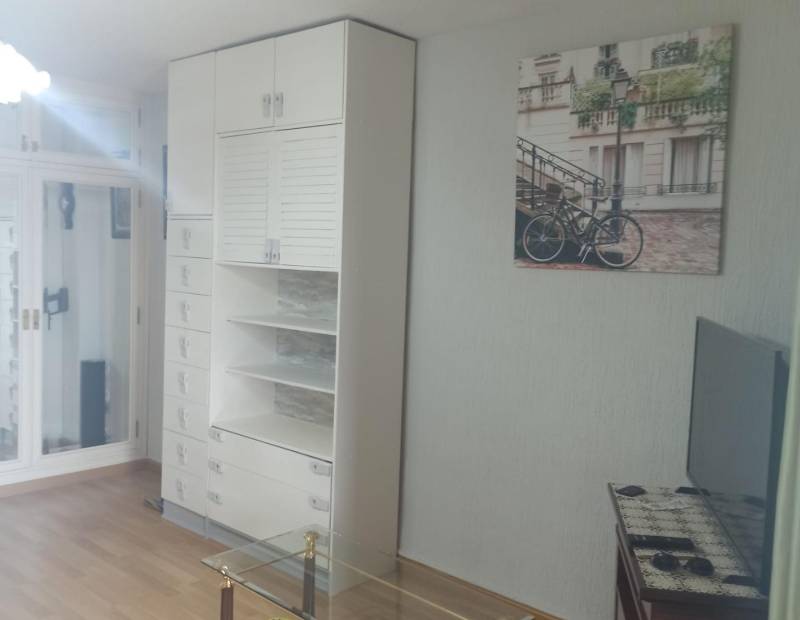 Sale - Studio - Avenida del Mediterraneo - Benidorm