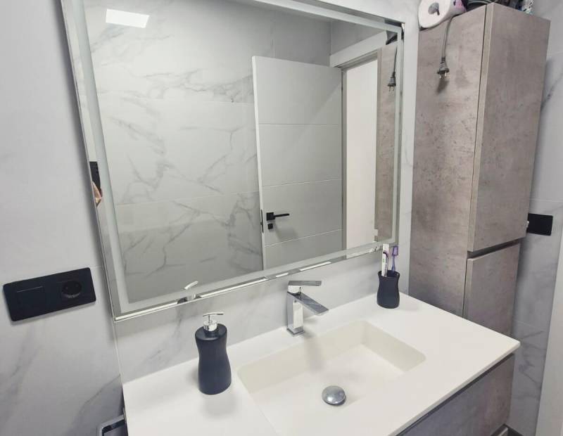 Sale - Flat - Centro - Benidorm