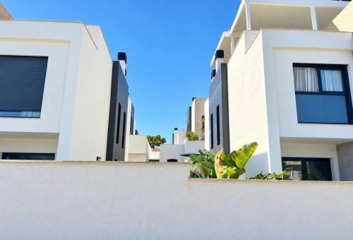 Chalet - Vente - Alfaz del PI Pueblo-Urbanizaciones - l\'Alfas del Pi