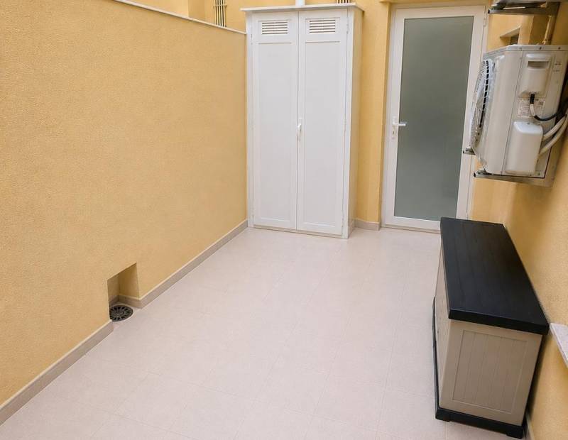 Продажа - квартира - Colonia Madrid - Benidorm
