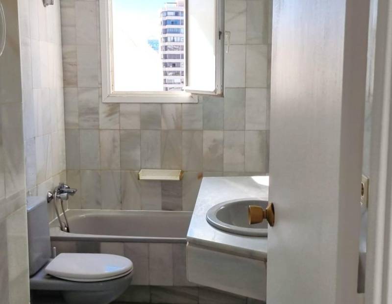 Sale - Flat - Benidorm