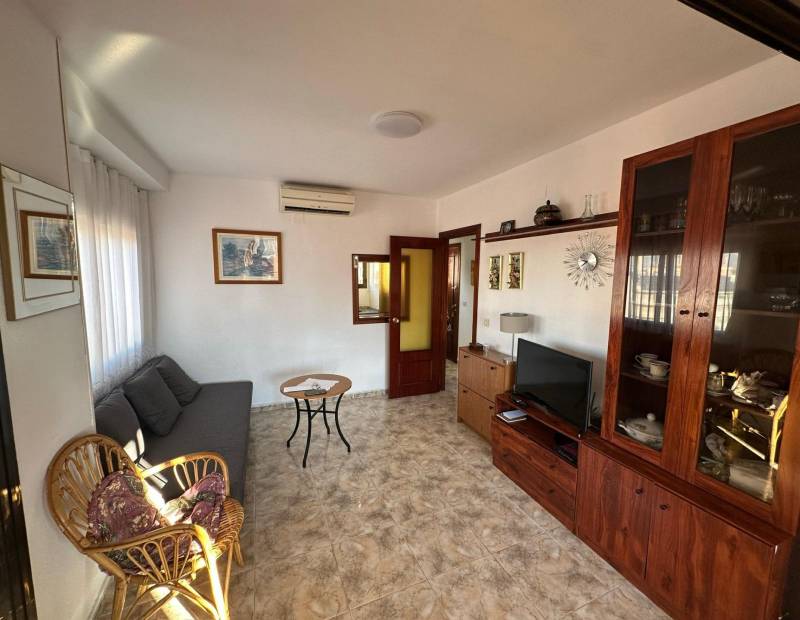 Venta - Apartamento - Avenida Alfonso Puchades - Benidorm