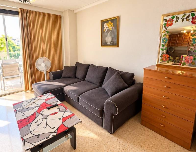 Продажа - квартира - Playa de Poniente - Benidorm