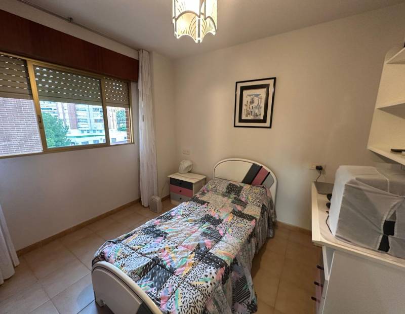 Продажа - квартира - Playa de Poniente - Benidorm