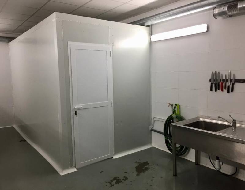 Vente - Bâtiment industriel - La alberca - La Nucía