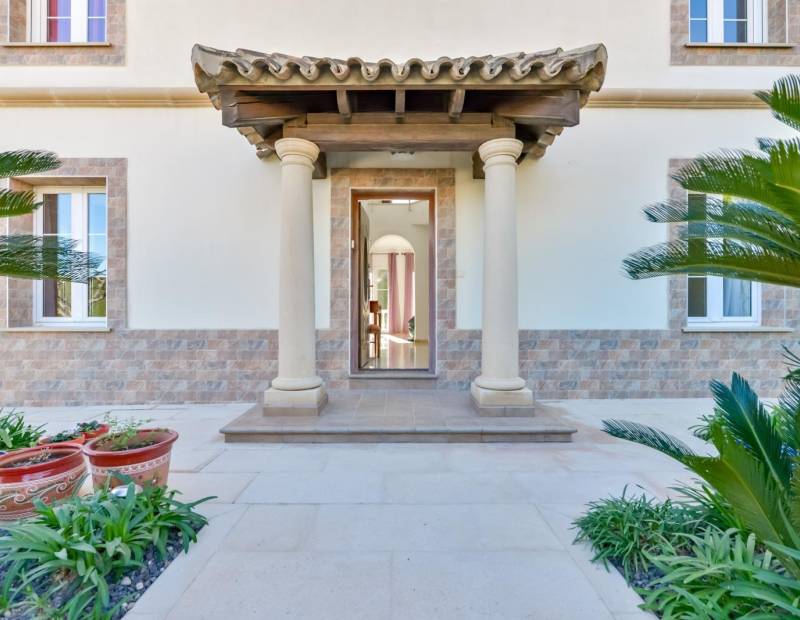 Sale - Single family house - Golf Bahía - Finestrat
