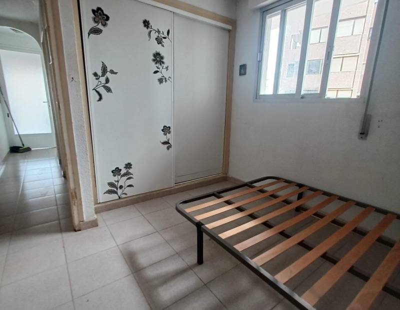 Venta - Apartamento - Plaza Triangular - Benidorm