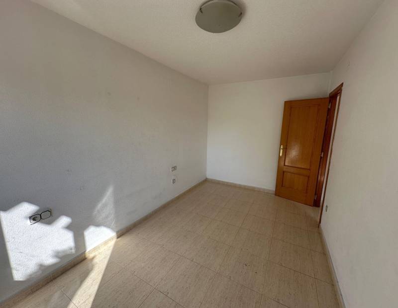 Sale - Apartment - Centro - Chirles