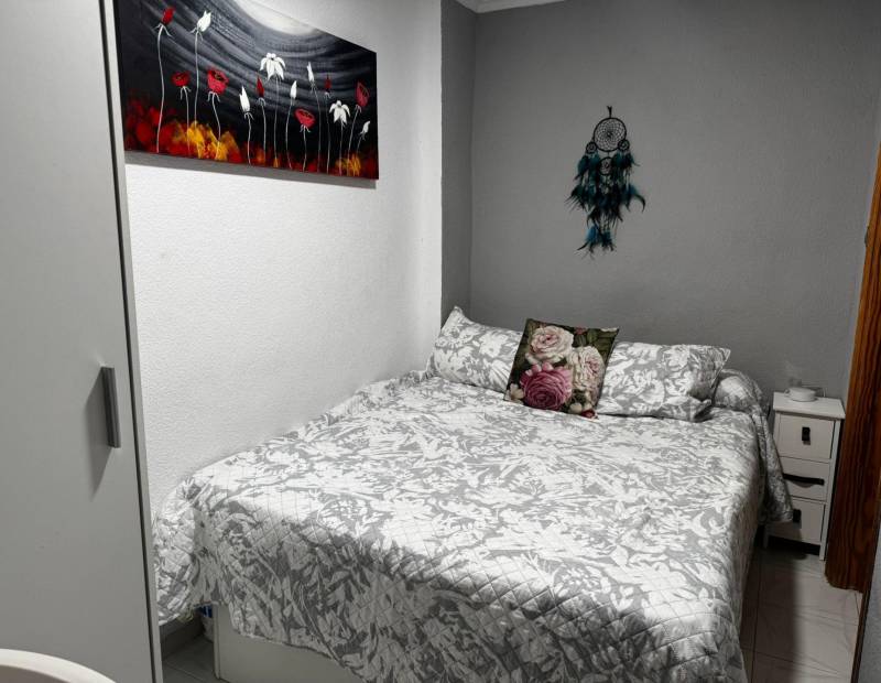 Sale - Apartment - Colonia Madrid - Benidorm