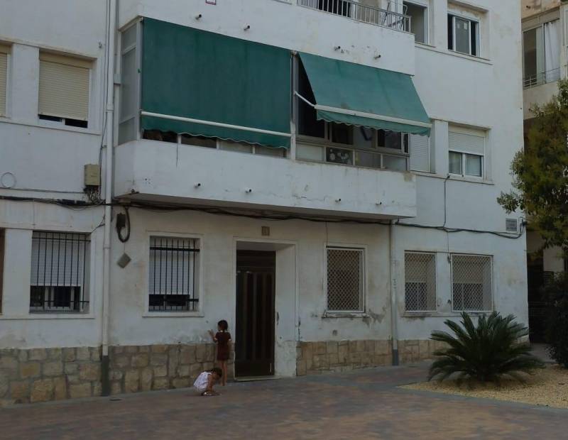 Sale - Apartment - Avenida Beniarda - Benidorm