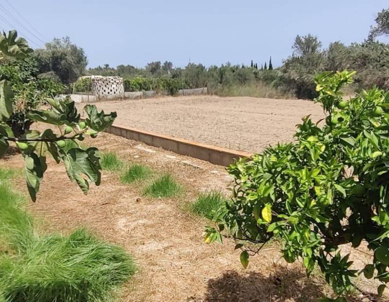 Продажа - Дом с земельным участком - Rincon de Loix - Benidorm