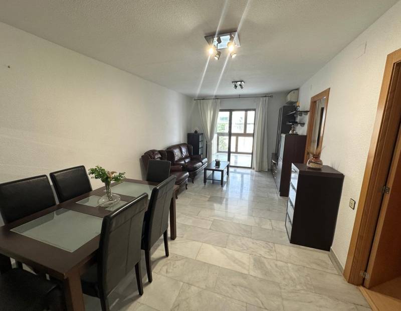 Продажа - квартира - Avenida L Aigüera - Benidorm