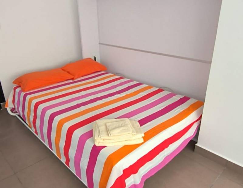 Venta - Local comercial - Rincon de Loix Alto - Benidorm