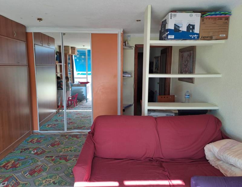 Продажа - СТУДИИ - Avenida Beniarda - Benidorm