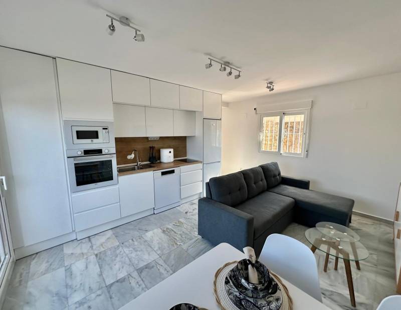 Продажа - АПАРТАМЕНТЫ - Cala de Benidorm - Benidorm