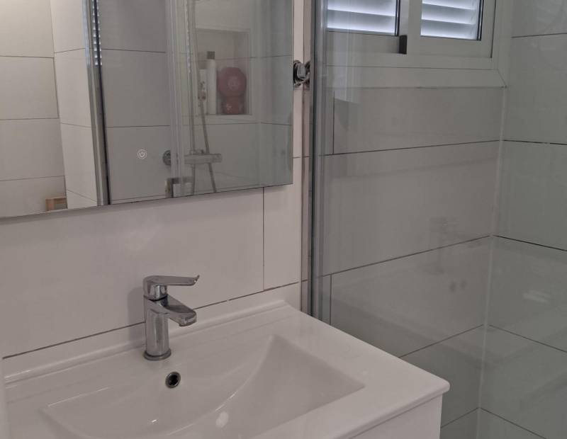 Venta - Apartamento - Rincon de Loix Alto - Benidorm