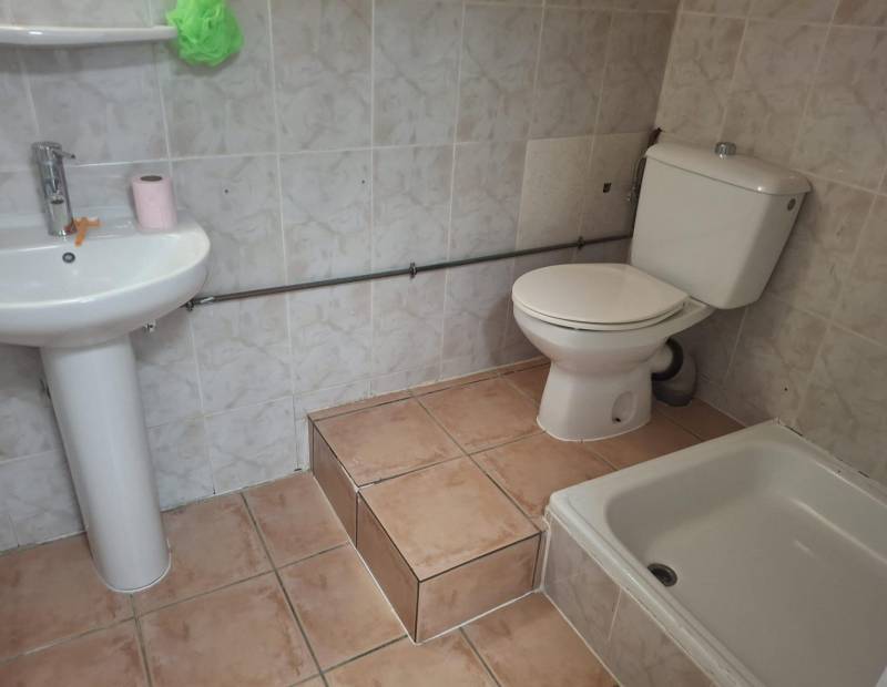 Продажа - шале - Avenida Europa - Benidorm