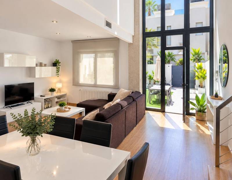 Venta - Chalet - Alfaz del PI Pueblo-Urbanizaciones - l'Alfas del Pi
