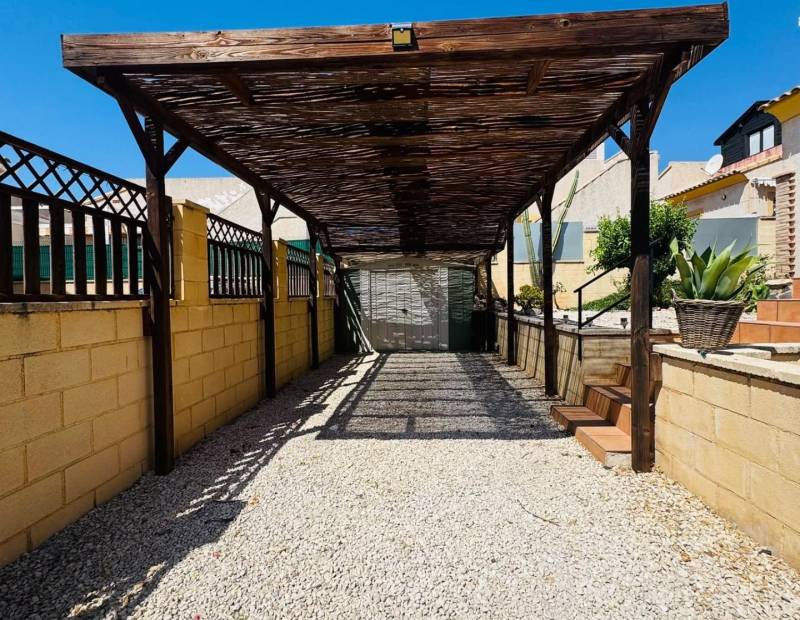Продажа - спаренный дом - Alberca - Polop