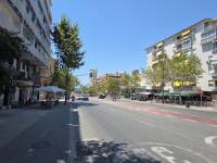 https://fotos15.apinmo.com/1156/29622330/3-1.jpg