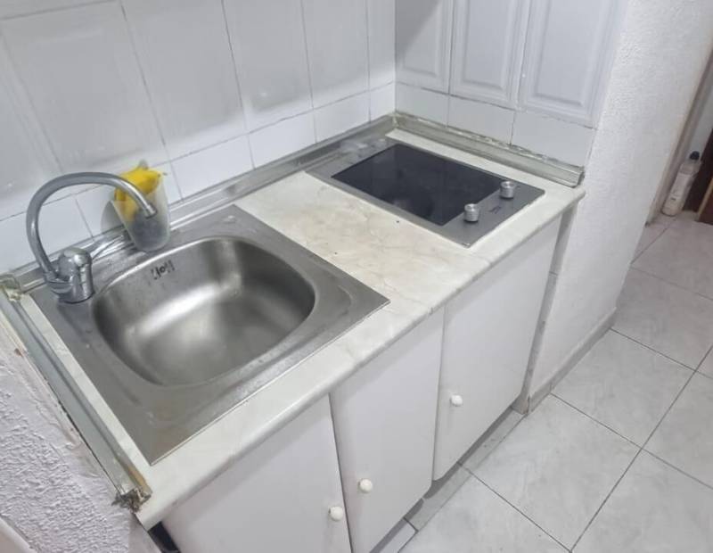 Sale - Studio - Nuevos Juzgados - Benidorm