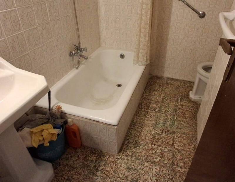 Sale - House with land - Levante - Benidorm