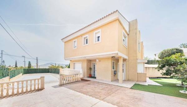 Single family house - Sale - Barranco Hondo - La Nucía