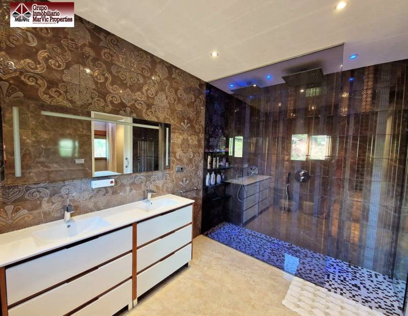 Sale - Single family house - Panorama - La Nucía