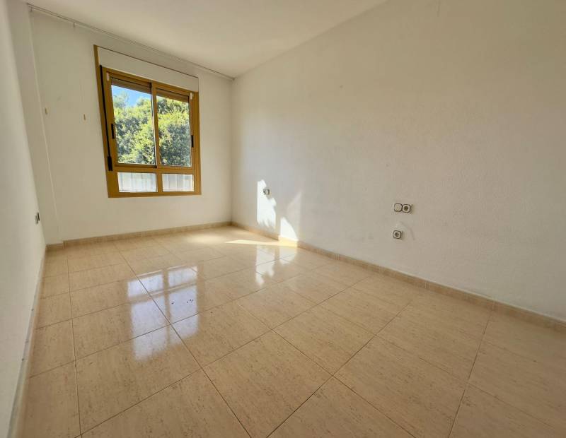 Sale - Apartment - Centro - Chirles