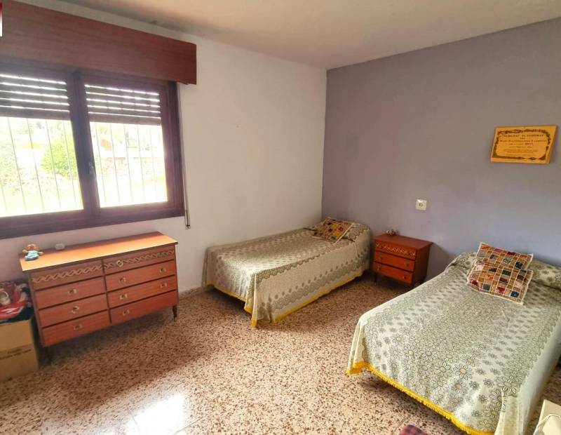 Продажа - Дом с земельным участком - Urbanizaciones - Benidorm