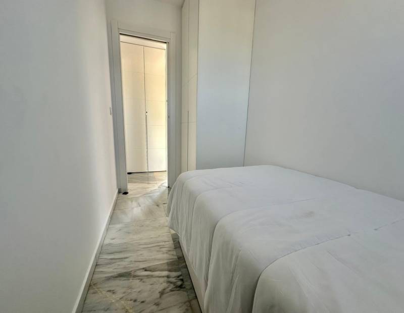 Продажа - АПАРТАМЕНТЫ - Cala de Benidorm - Benidorm