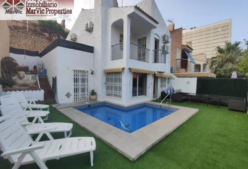 Chalet - Продажа - Rincón de Loix - Benidorm