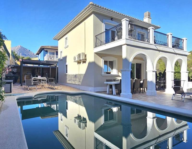 Sale - Single family house - Montebello - Nou Espai - La Nucía