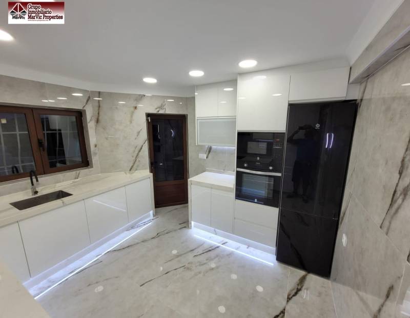 Vente - Maison individuelle - Urbanizaciones - La Nucía