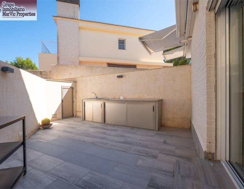 Venta - Chalet - Alfaz del PI Pueblo-Urbanizaciones - l'Alfas del Pi