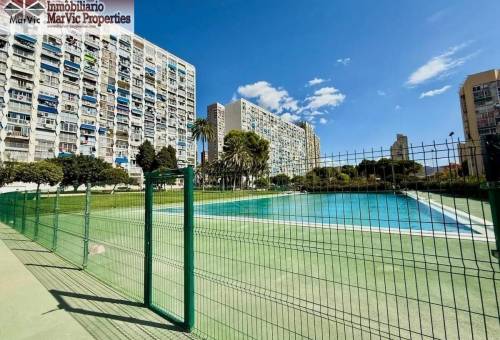 Piso - Продажа - Plaza de Toros - Benidorm