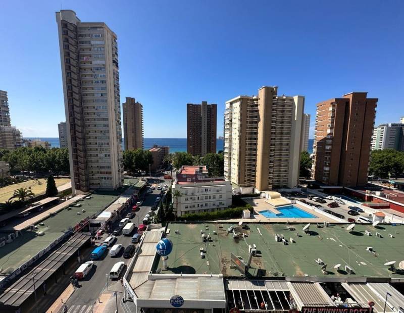 Sale - Apartment - Avenida del Mediterraneo - Benidorm