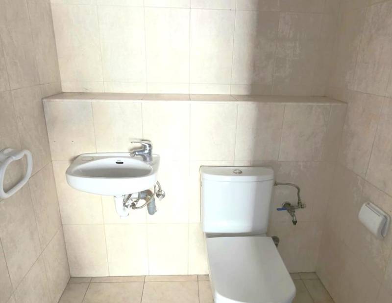 Продажа - помещение - Colonia Madrid - Benidorm