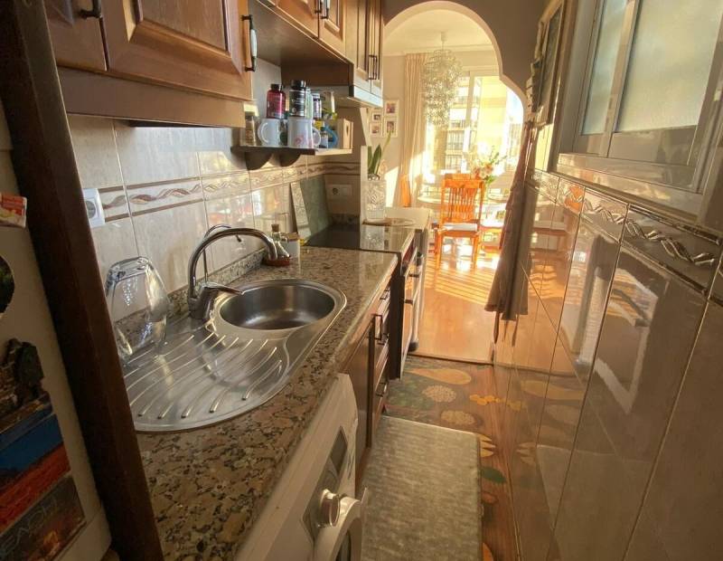 Продажа - квартира - Poniente - Benidorm