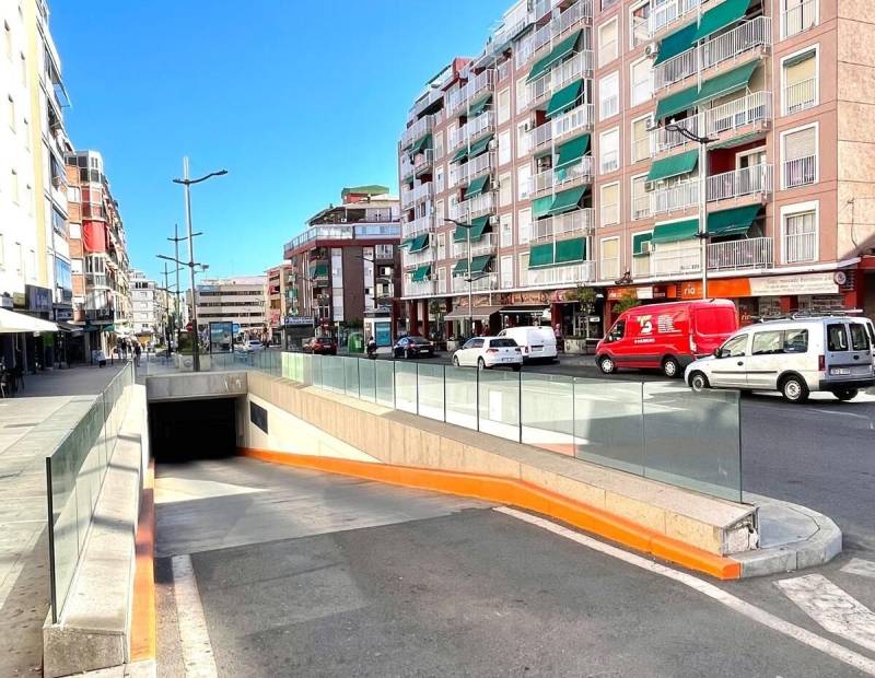 Vente - Parking - Poniente - Benidorm