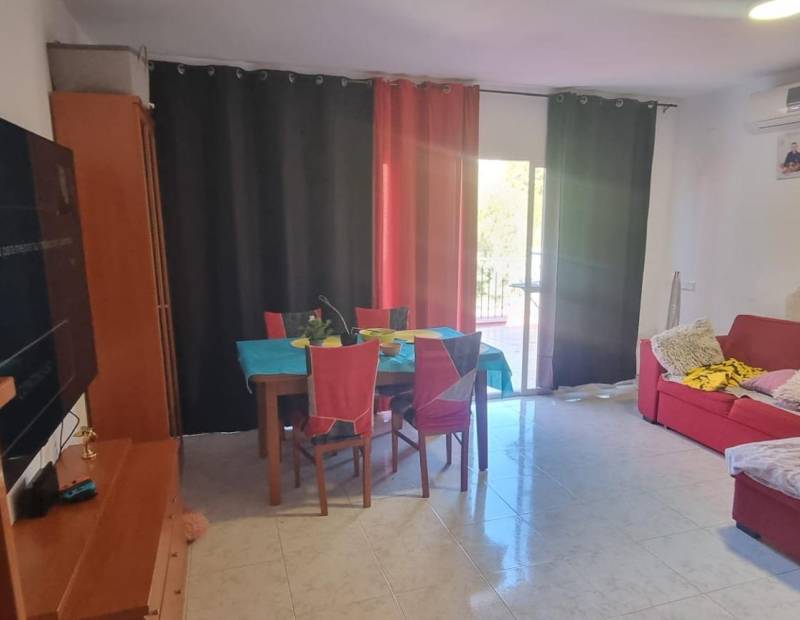 Продажа - спаренный дом - Urbanizaciones - La Nucía