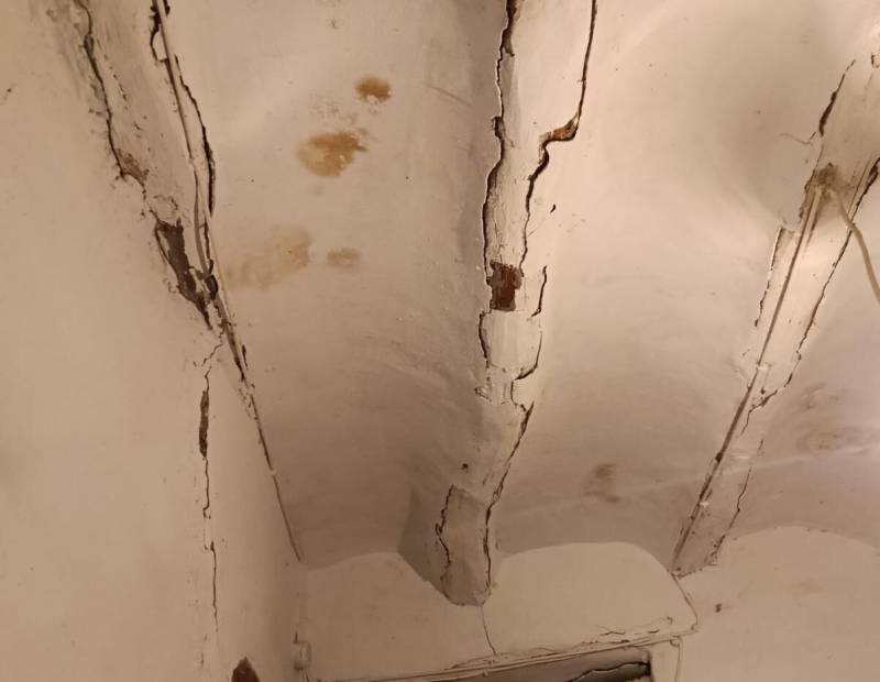 Sale - House - centro pueblo - Relleu