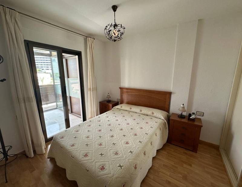 Продажа - квартира - Avenida L Aigüera - Benidorm