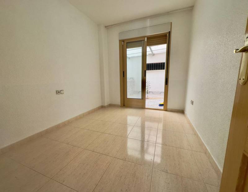 Sale - Apartment - Centro - Chirles