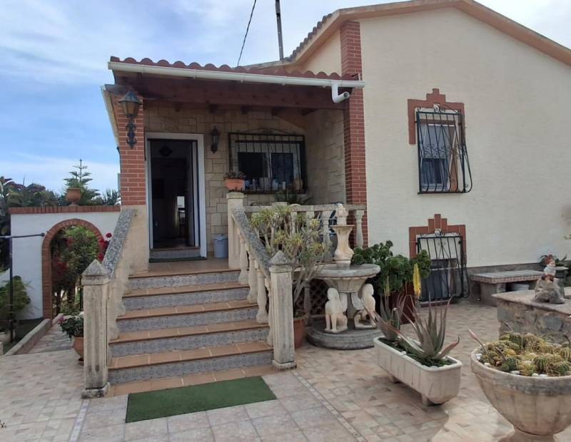 Продажа - шале - Barranco Hondo - La Nucía