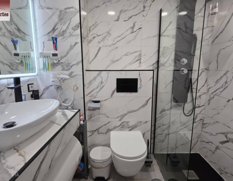 Продажа - квартира - Plaza de Toros - Benidorm