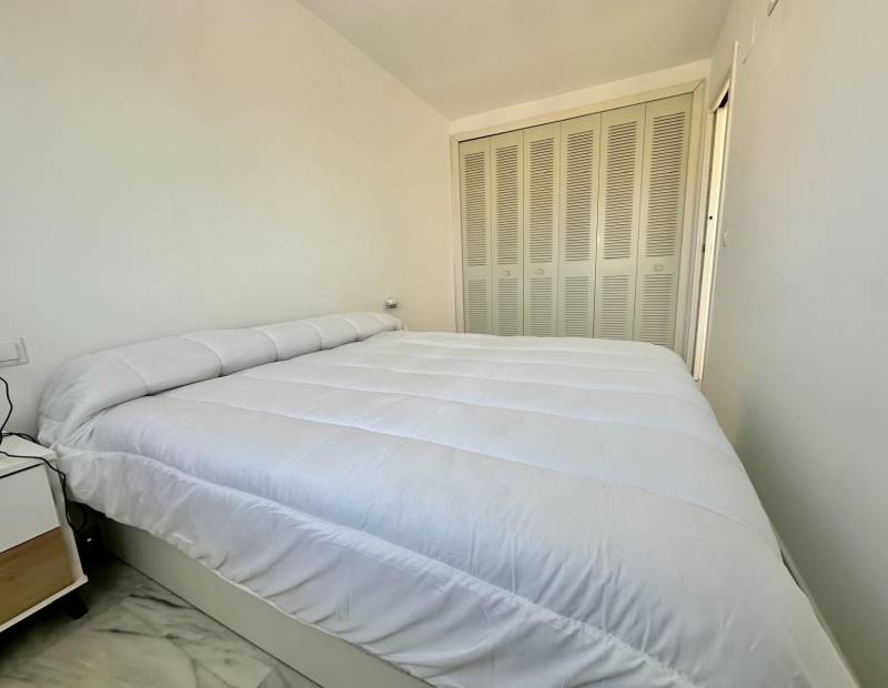 Продажа - АПАРТАМЕНТЫ - Cala de Benidorm - Benidorm