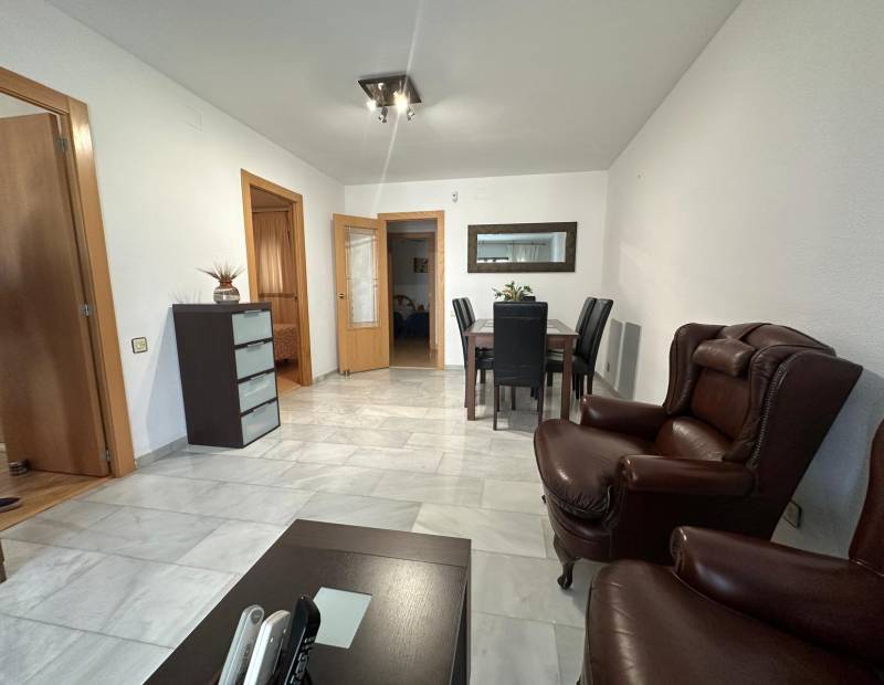 Продажа - квартира - Avenida L Aigüera - Benidorm